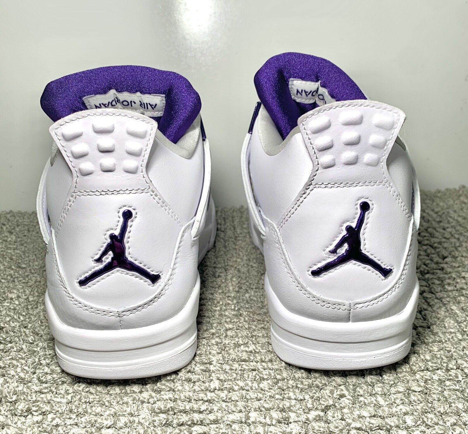 A1  Batch  Air Jordan 4 Retro Purple Metallic review J. Carnes 02