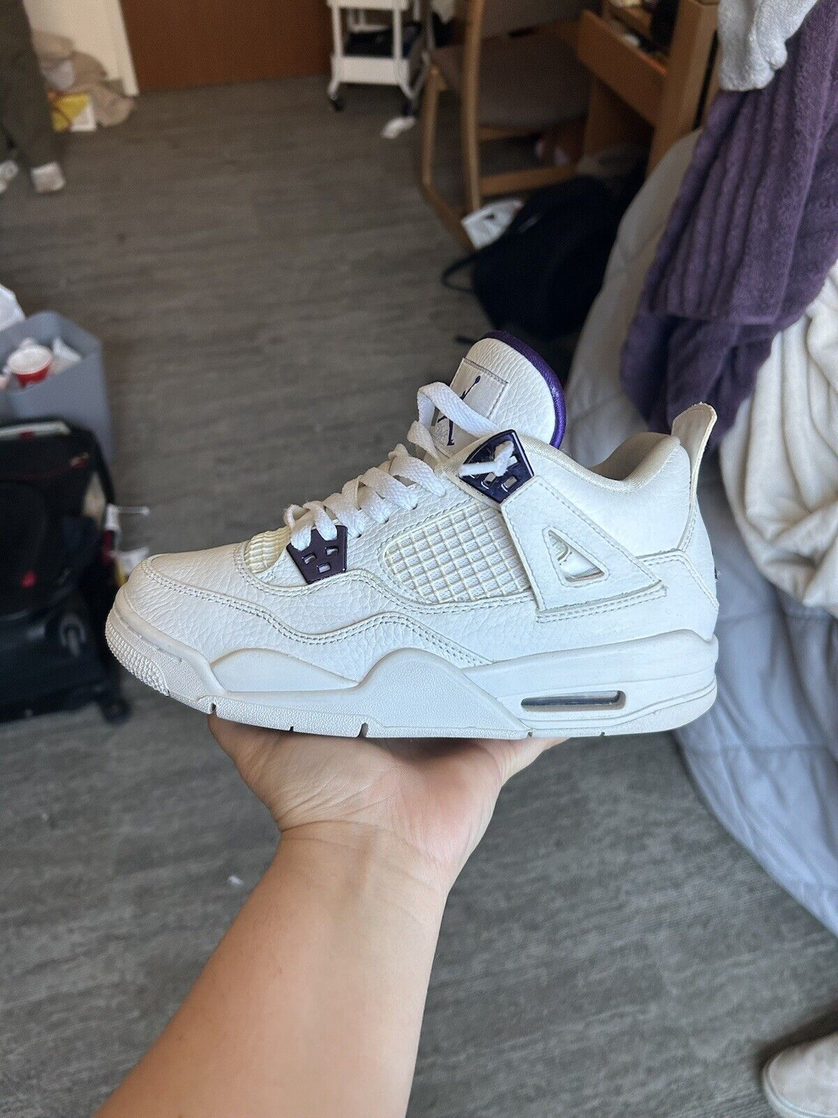 A1  Batch  Air Jordan 4 Retro Purple Metallic review Caren G. 02