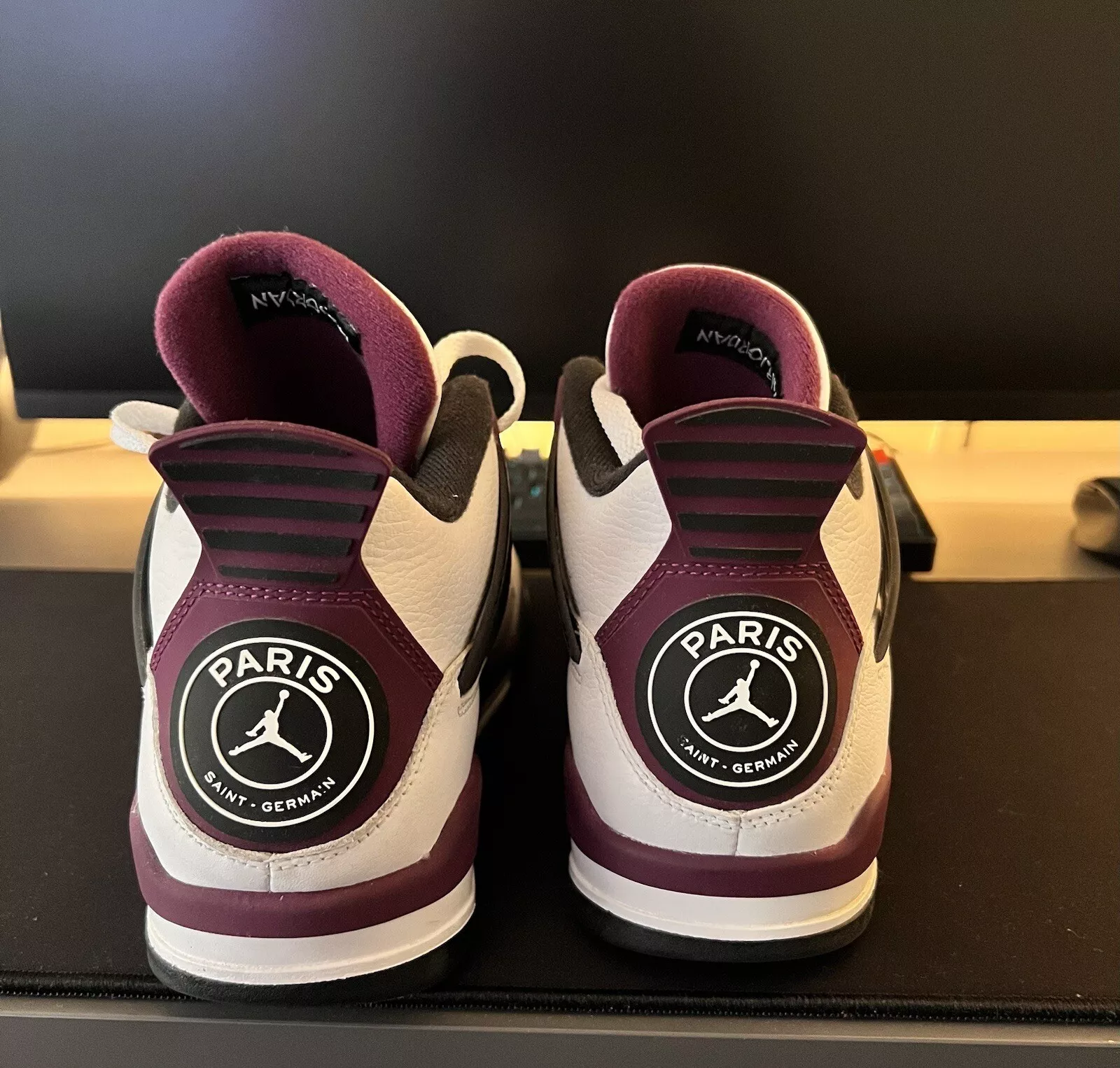 PB  Batch  Air Jordan 4 Retro PSG Paris review Oherrera 01