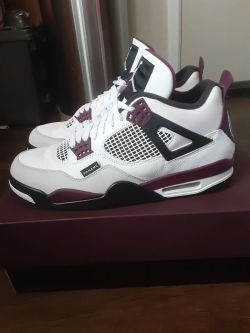 PB  Batch  Air Jordan 4 Retro PSG Paris review Rewat budhathoki 02
