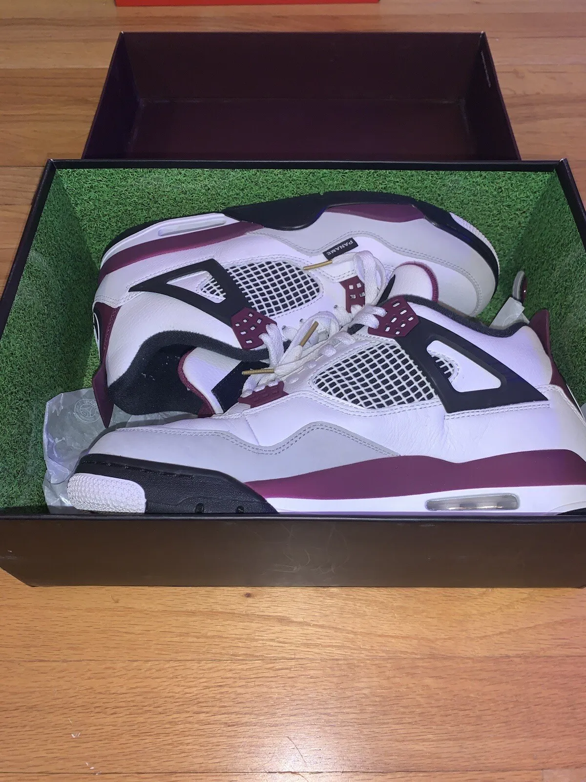 PB  Batch  Air Jordan 4 Retro PSG Paris review Jimmy Thomas 01