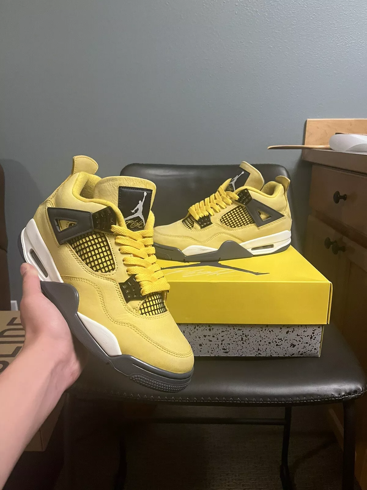 A1  Batch Air Jordan 4 Retro LS Lightni review GeorgeExcelente 02