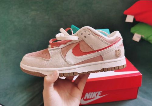 SX Nike SB Dunk Low “Year of the Rabbit” review 