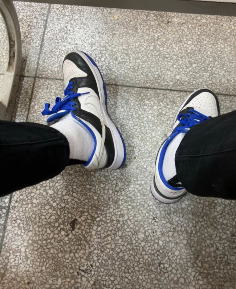 SX Nike Dunk Low White Black Royal review Hawkins
