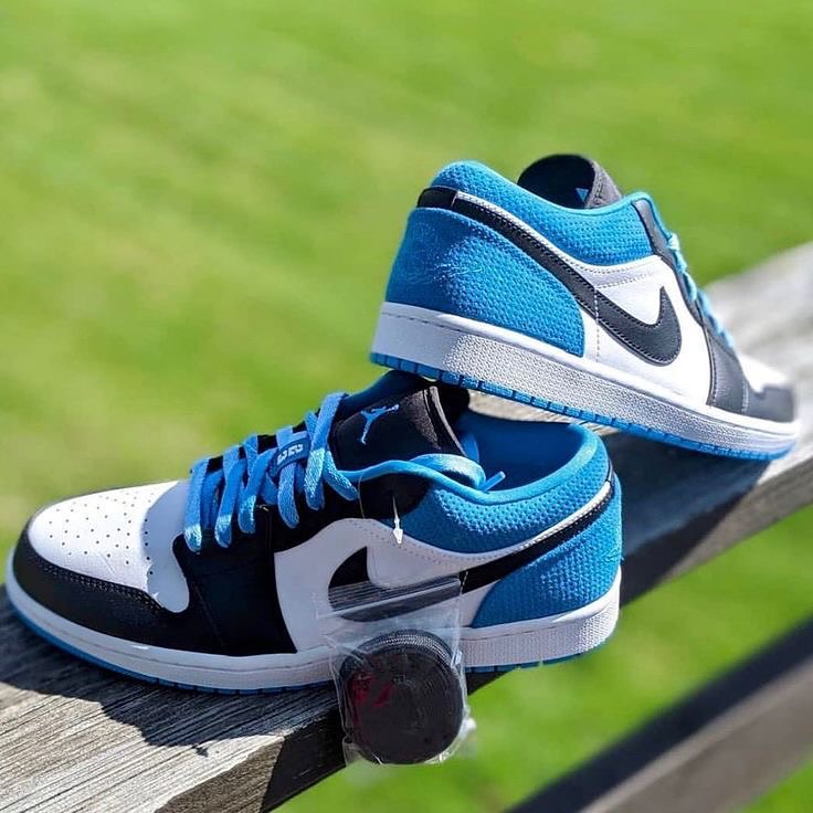 XH Air Jordan 1 Low SE Laser Blue review Leo