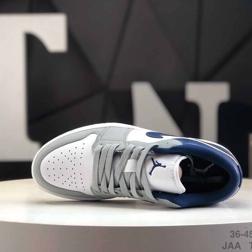 XH Air Jordan 1 Low Gray Blue review Ellie 04