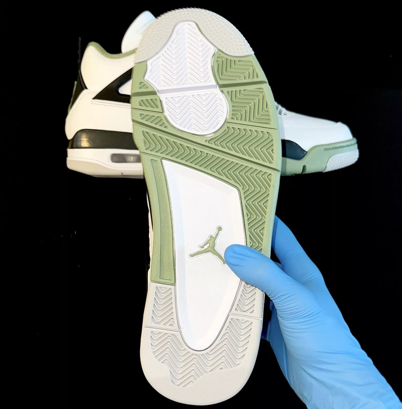 PB Batch  Air Jordan 4 WMNS “Oil Green”Seafoam (W) review 2