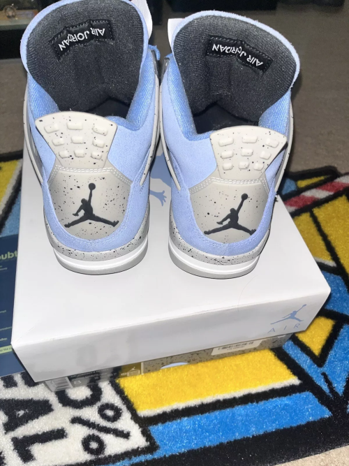 PB Batch  Air Jordan 4 SE University Blue review 