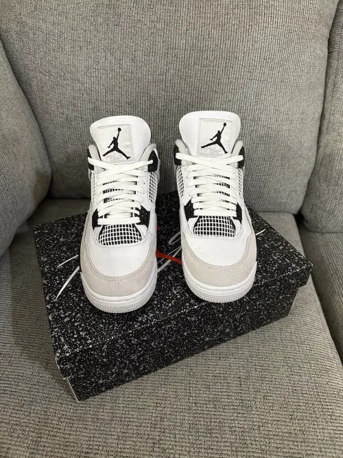 PB Batch  Air Jordan 4 Retro Military Black review 