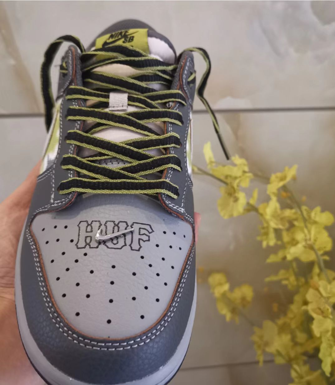 SX HUF x Nike Dunk Low SB Friends and Family review Sandra Kirk 01