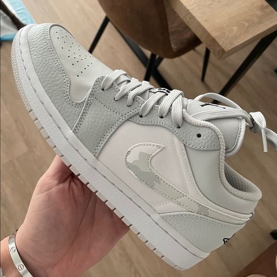 XH Air Jordan 1 Low White Camo review Amelia