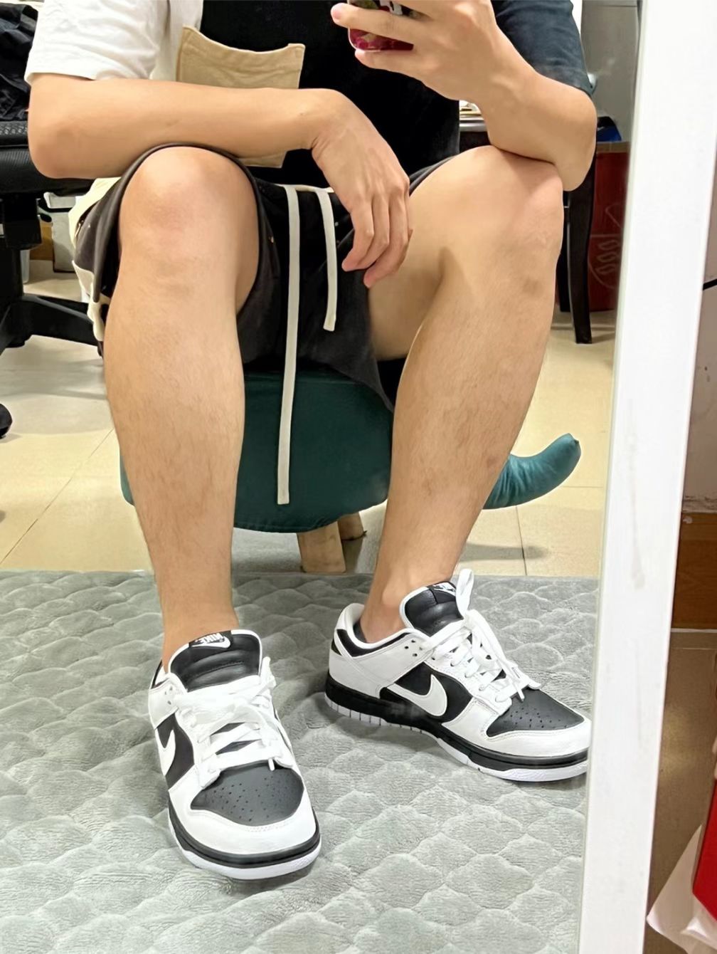 SX Nike Dunk Low Reverse Panda review Jamo 01