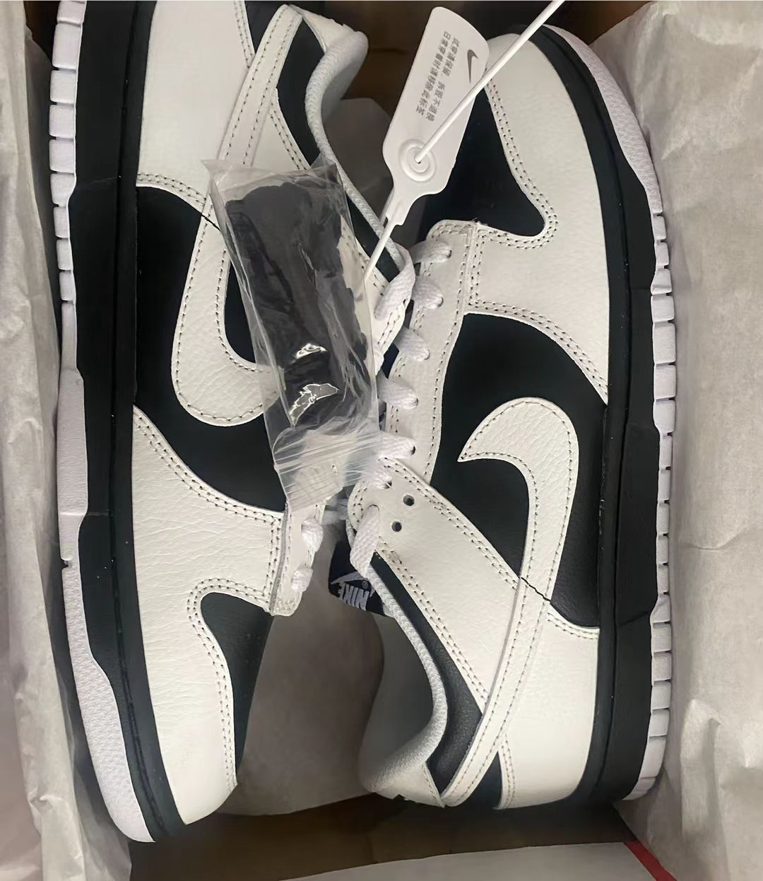SX Nike Dunk Low Reverse Panda review Donna