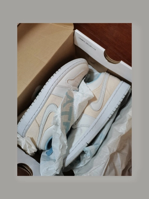 XH Air Jordan 1 Low Canvas review 