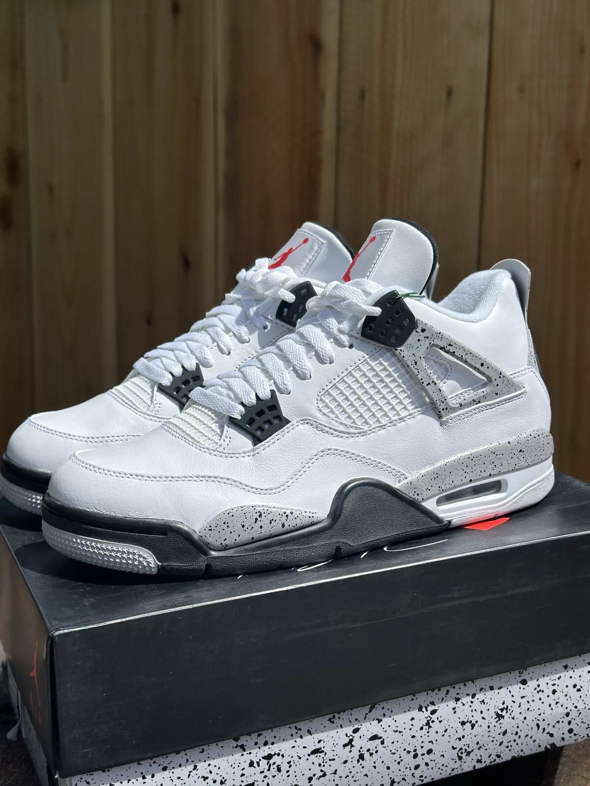PB Batch  Air Jordan 4 Retro White Cement review Mandingo 02