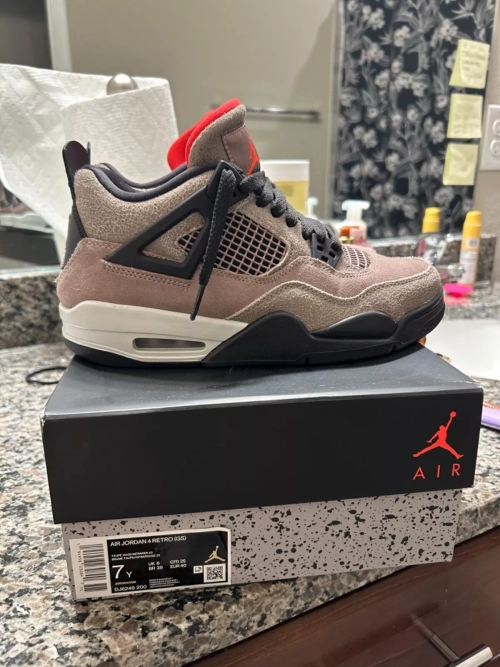 PB Batch  Air Jordan 4 Retro Taupe Haze review 