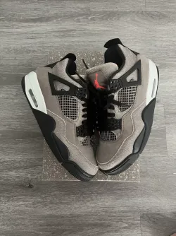 PB Batch  Air Jordan 4 Retro Taupe Haze review JaCro 01