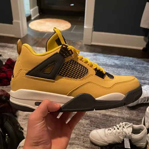 PB Batch  Air Jordan 4 Retro Lightning review 