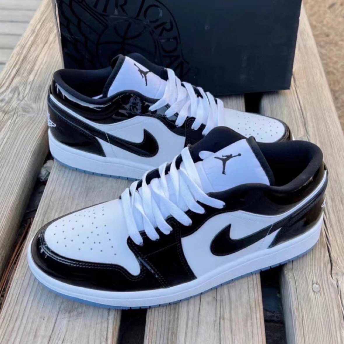 XH Air Jordan 1 Low “Concord” review Penelope 02