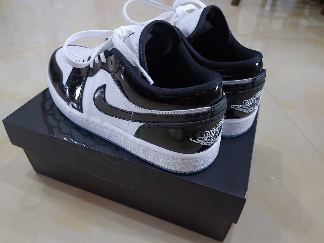 XH Air Jordan 1 Low “Concord” review Joseph 02