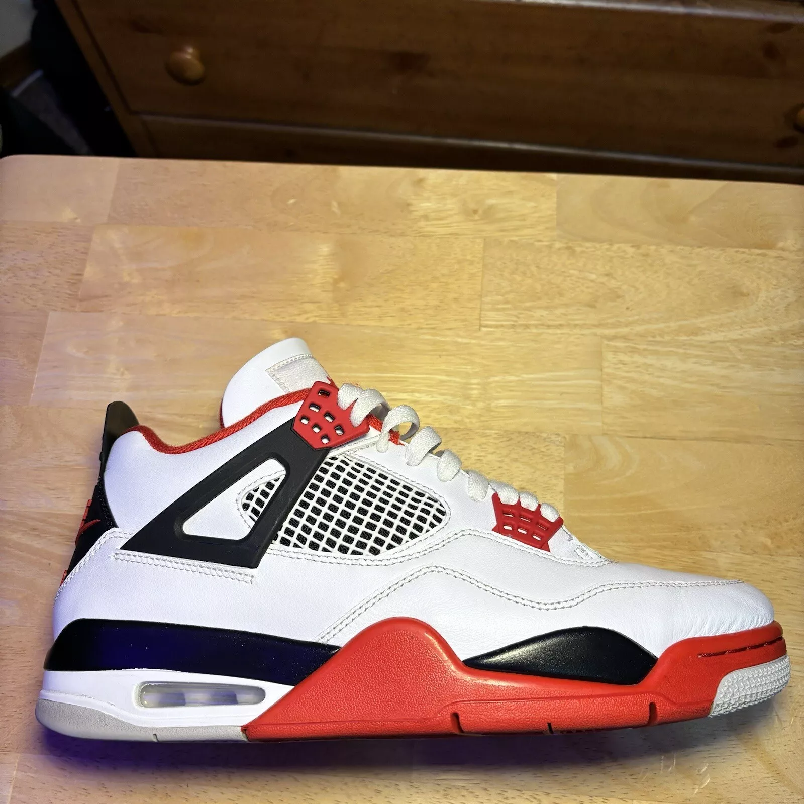 PB Batch  Air Jordan 4 Fire Red review 0