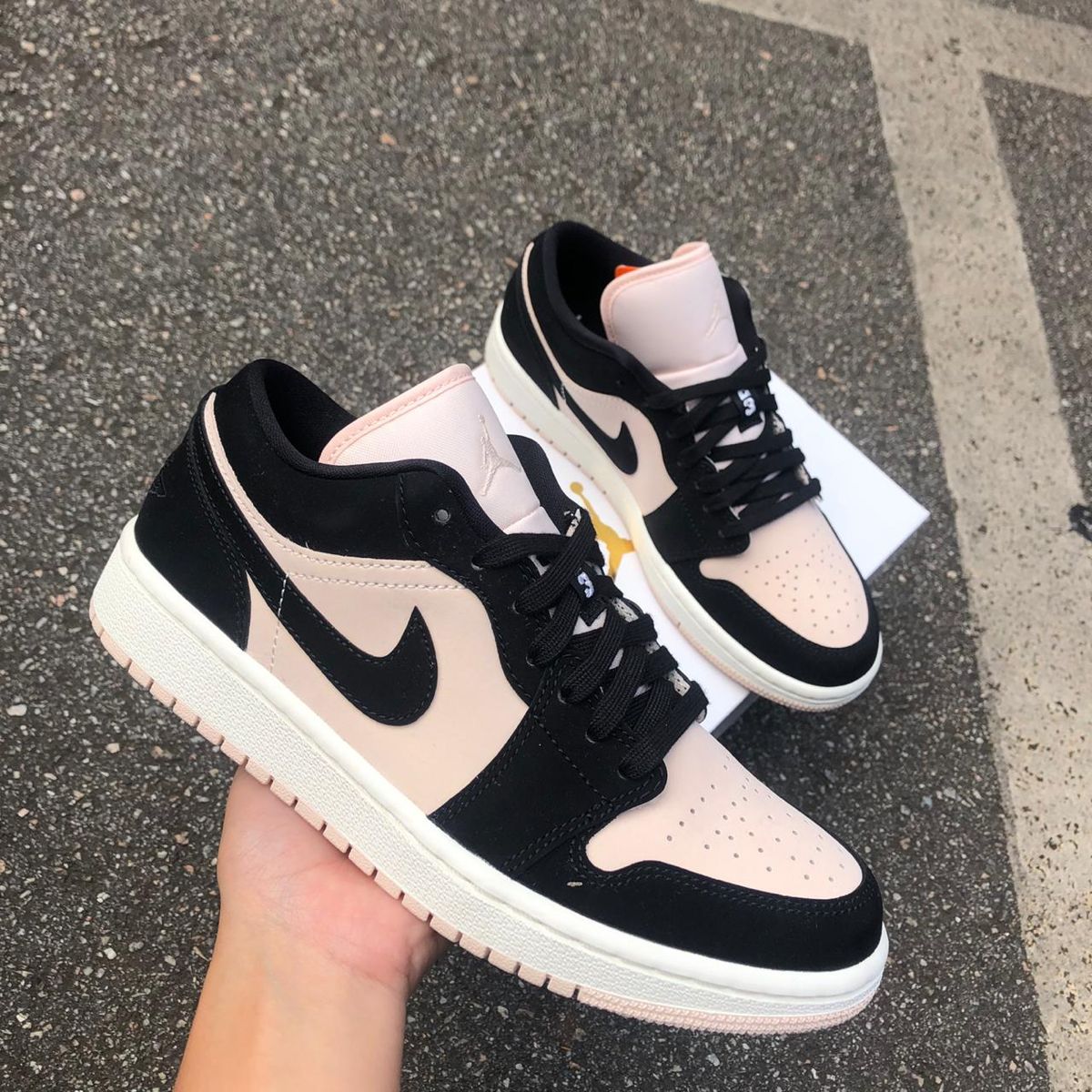 XH Air Jordan 1 Low “Black Guava Ice” review Hudson