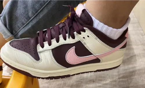 SX Nike Dunk Low “Valentine's Day” review 