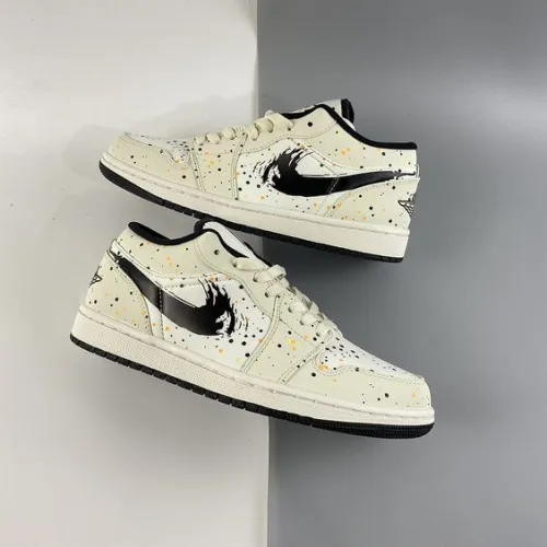 XH Air Jordan 1 Low SE Paint Splatter review 