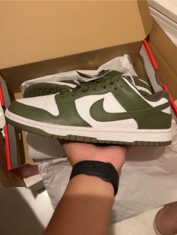 SX Nike Dunk Low Medium Olive review Shukri noor