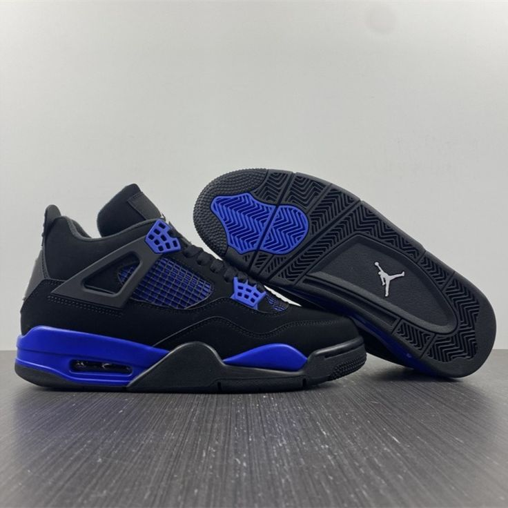 PB Batch  Air Jordan 4 Retro Black Blue review Perrogrande