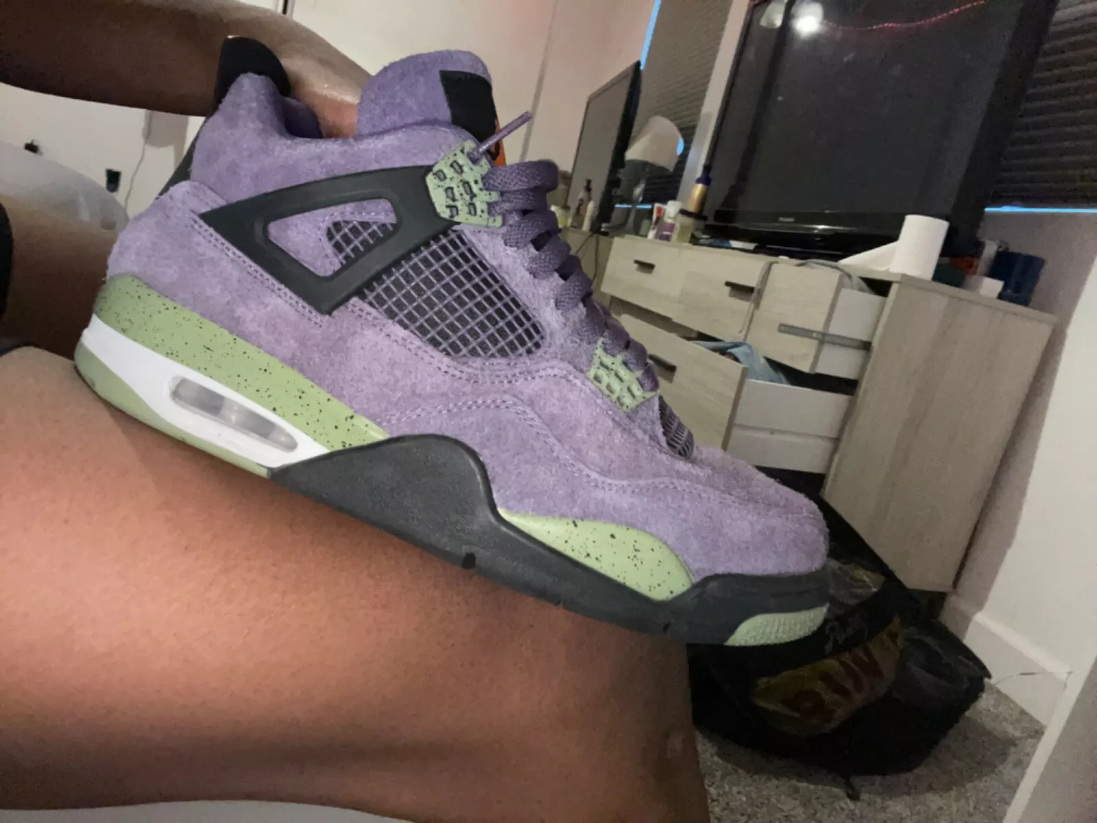 PB Batch  Air Jordan 4 Retro Canyon Purple review Andy 01