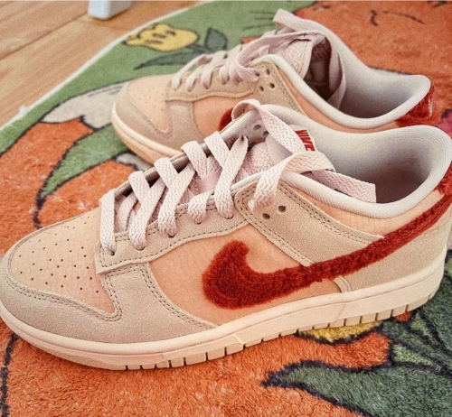SX Nike Dunk Low WMNS “Terry Swoosh” review 