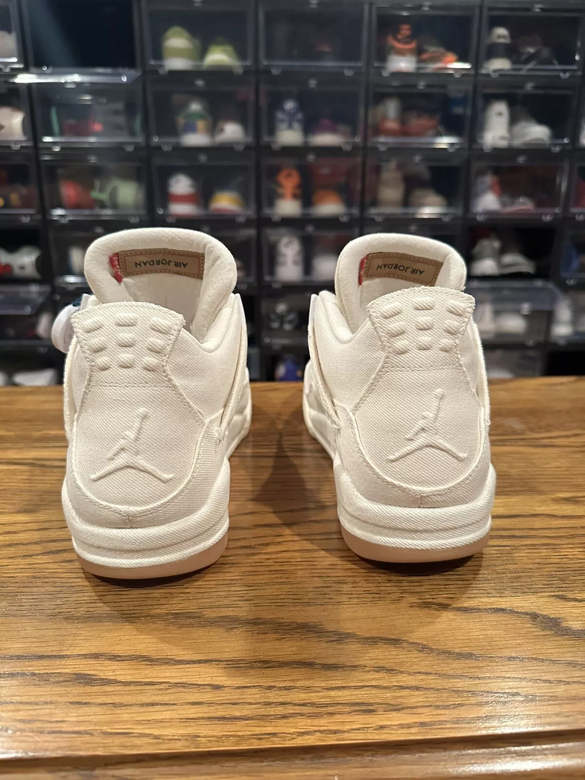 PB Batch  Levis x Air Jordan 4 Levi's White review Wendiann 03