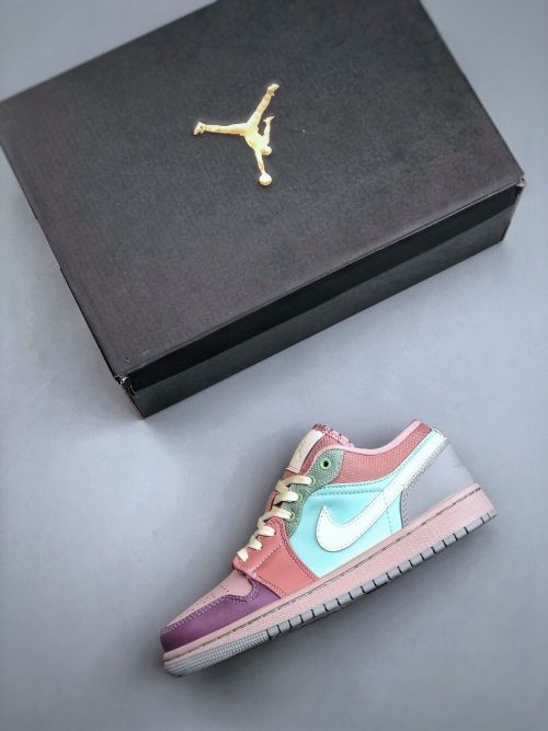 XH Air Jordan 1 Low SE Champagne review 