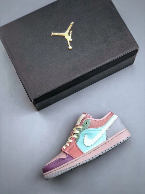 XH Air Jordan 1 Low SE Champagne review 