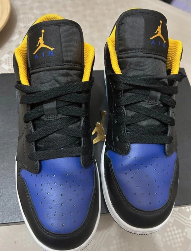 XH Air Jordan aj1 Low Black Purple Yellow review David 03