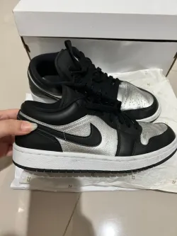 XH Air Jordan 1 Low SE Silver Toe review Lily 02