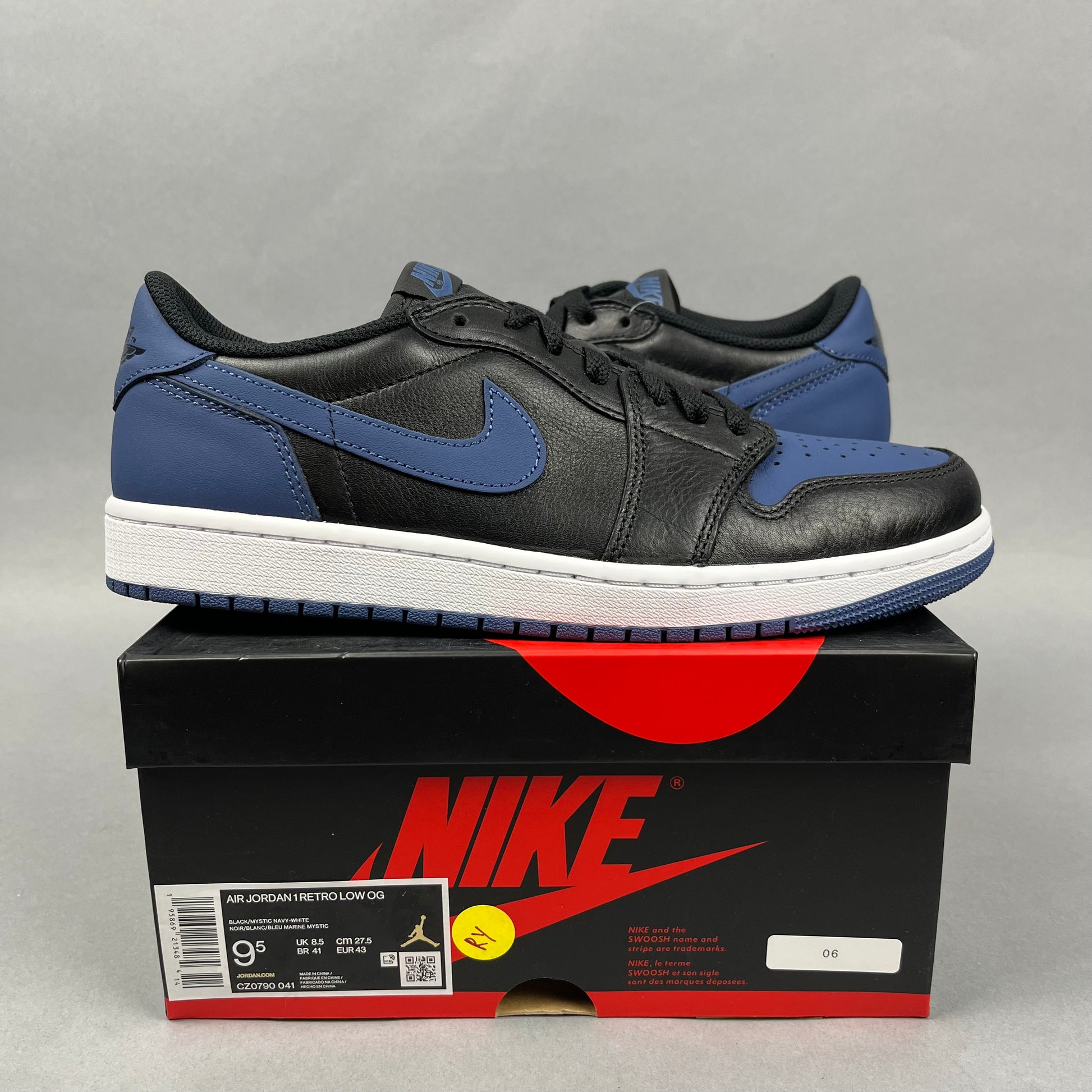 XH Air Jordan 1 Low Black Blue review Ruby 02