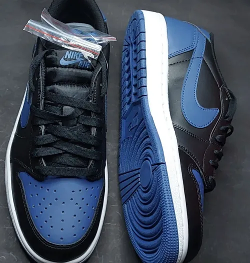 XH Air Jordan 1 Low Black Blue review 