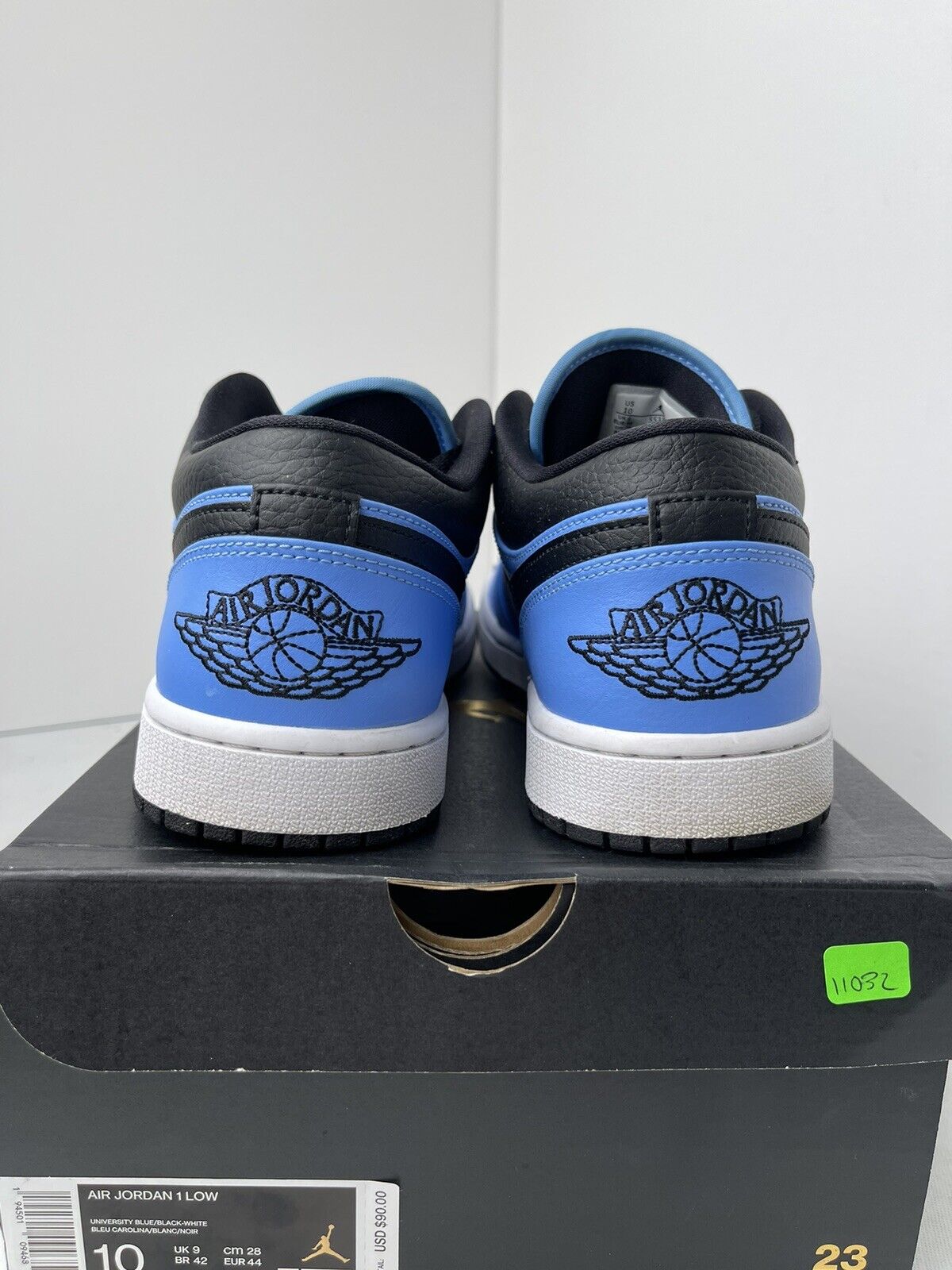 XH Air Jordan 1 Low University Blue Black review Paisley 02
