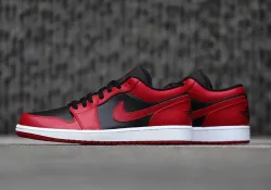 XH Air Jordan 1 Low Varsity Red review Lily 01
