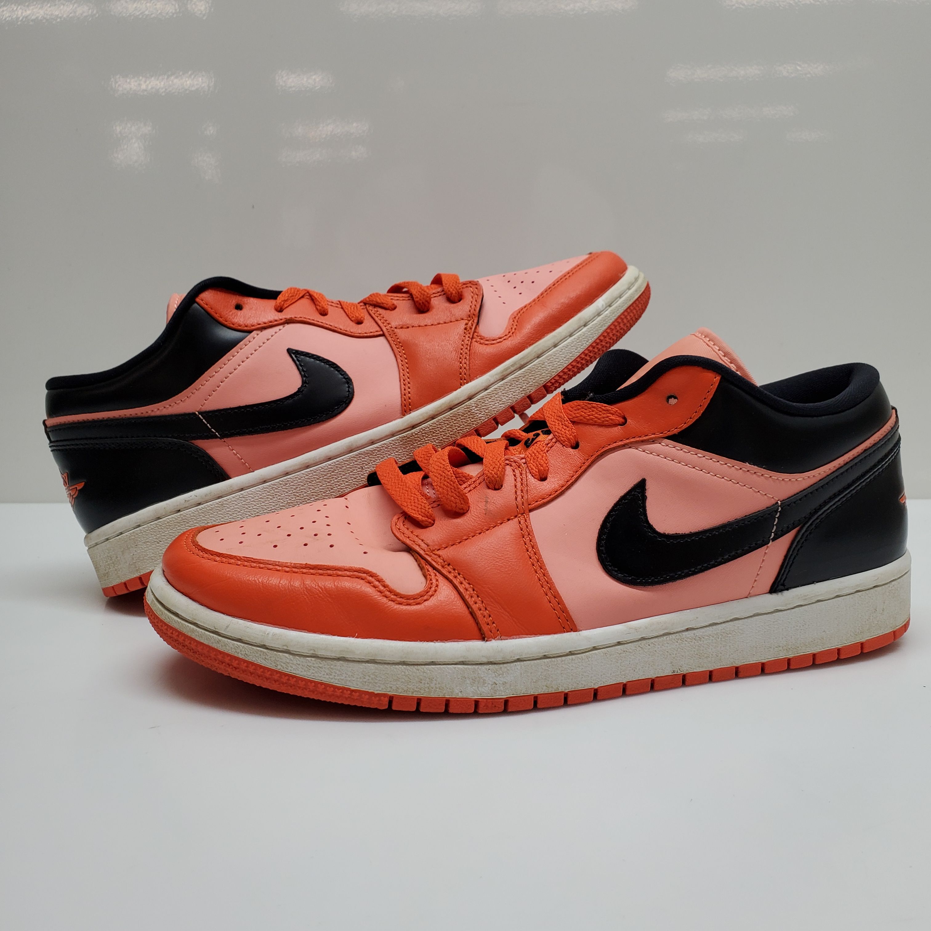 XH Air Jordan 1 Low Orange Black review Lucas 02