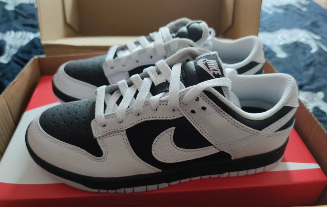 GB Nike Dunk Low Reverse Panda review Joe
