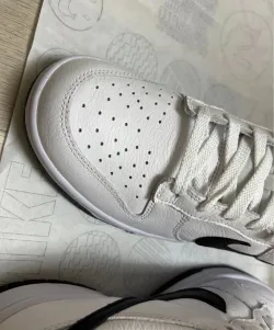 SX Nike Dunk Low White Black review katia 02