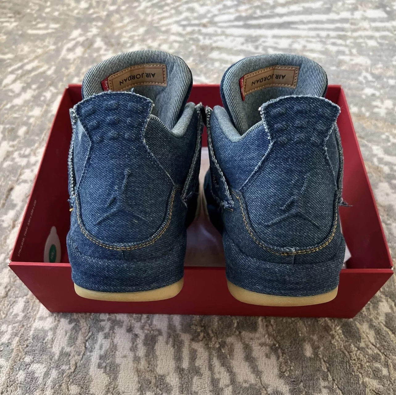 PB Batch  Levi’s x Air Jordan 4 Levi's Blue review Beany 49 01