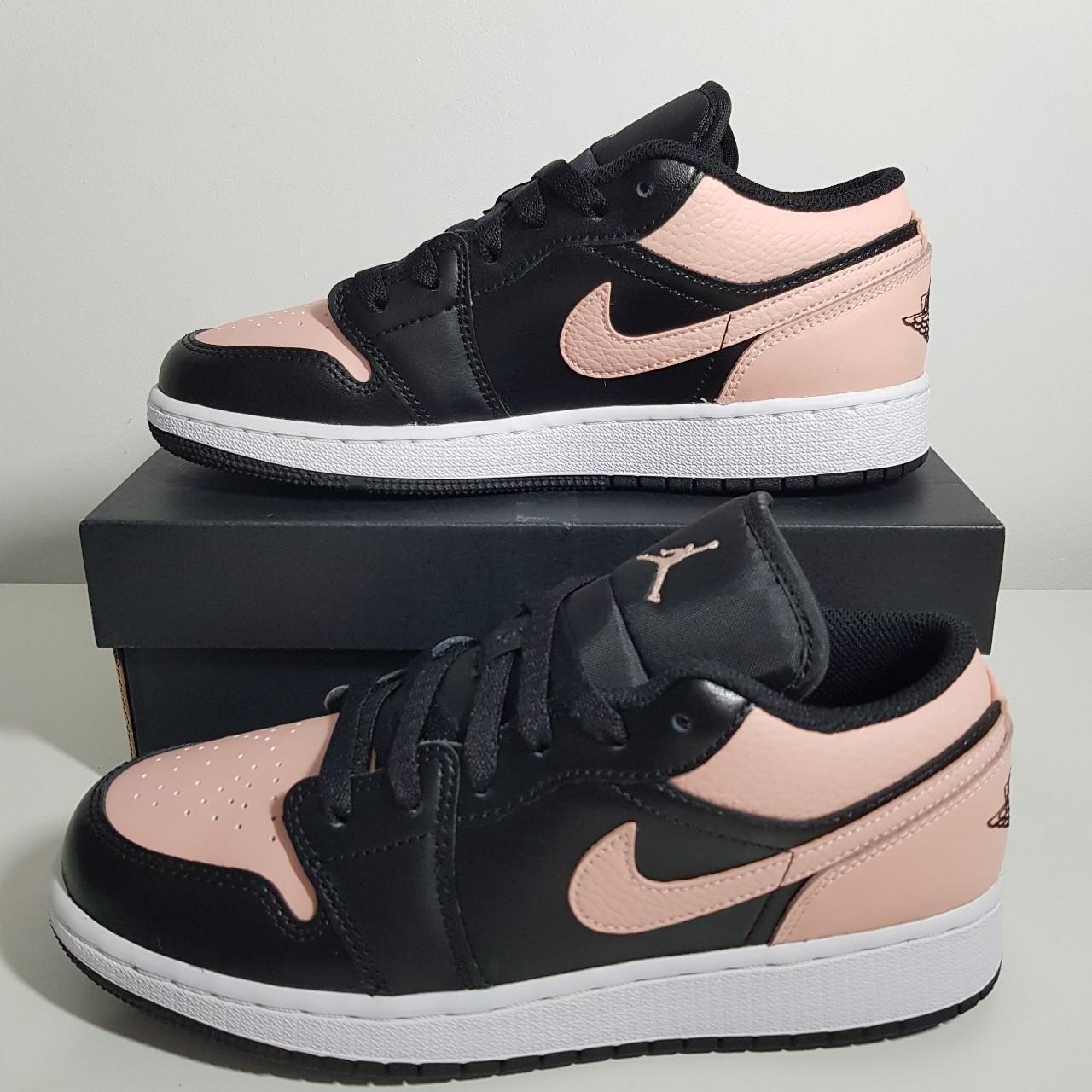 XH Air Jordan 1 Low Crimson Tint review Isabella 02