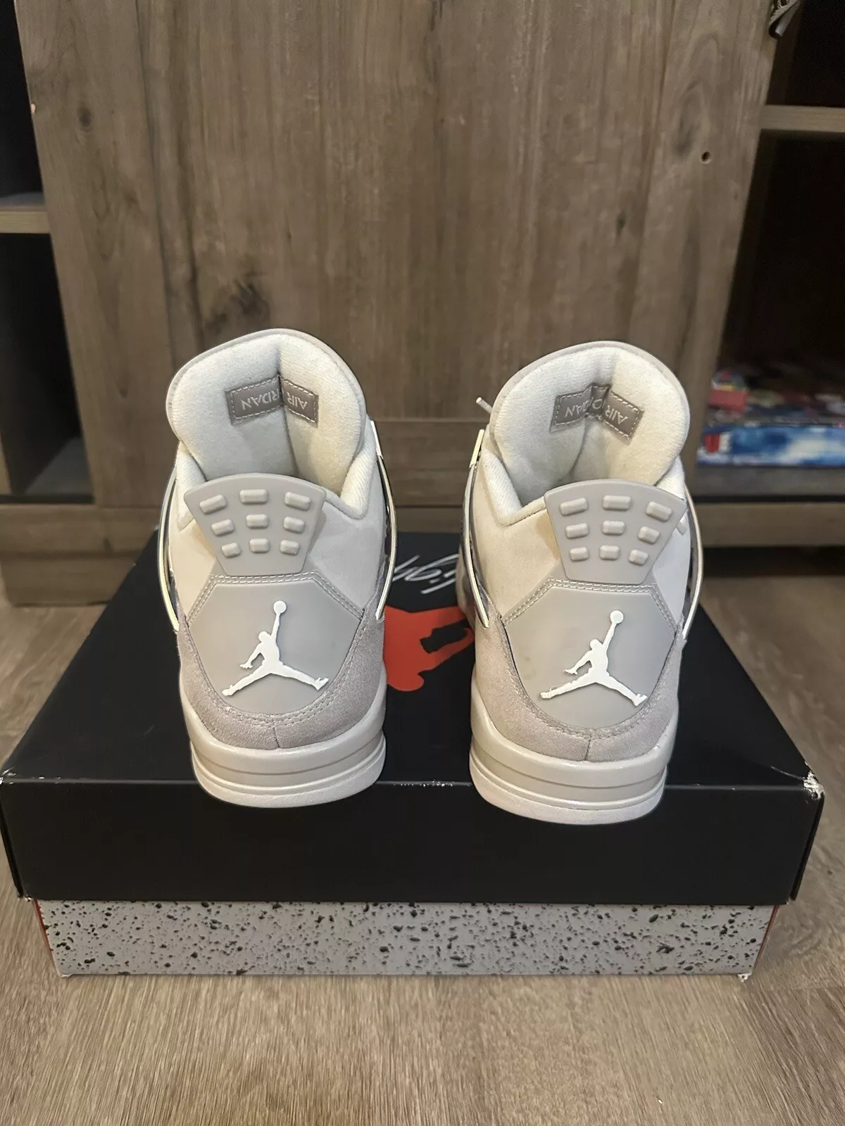 PB Batch  Air Jordan 4 WMNS “Frozen Moments” review Rojas 01