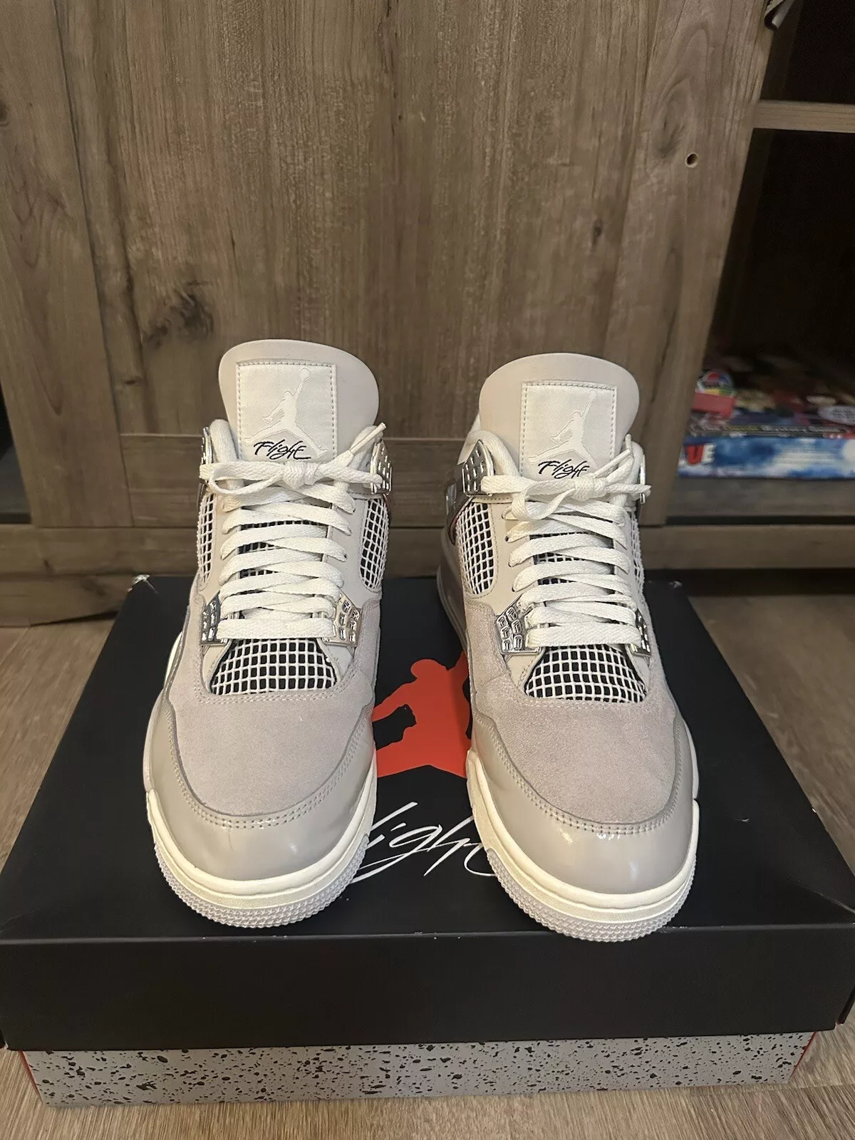 PB Batch  Air Jordan 4 WMNS “Frozen Moments” review Rojas 02