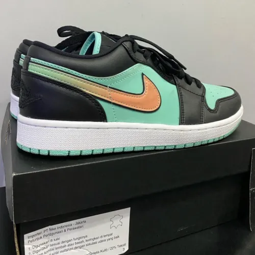 XH Air Jordan 1 Low SE Tropical Twist review 