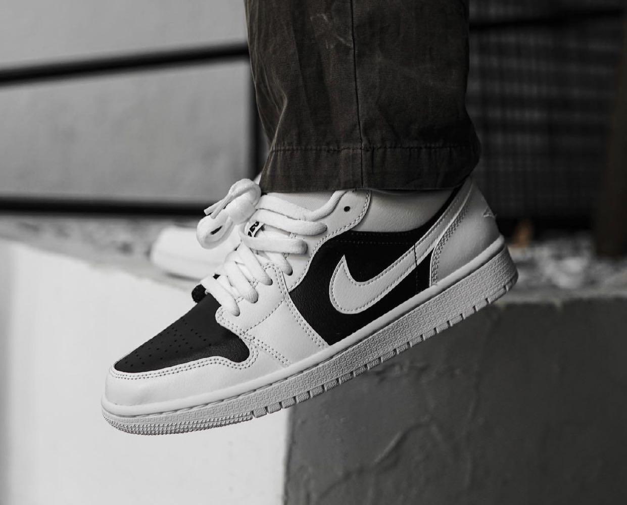 XH Air Jordan 1 Low Panda review Hunter 01